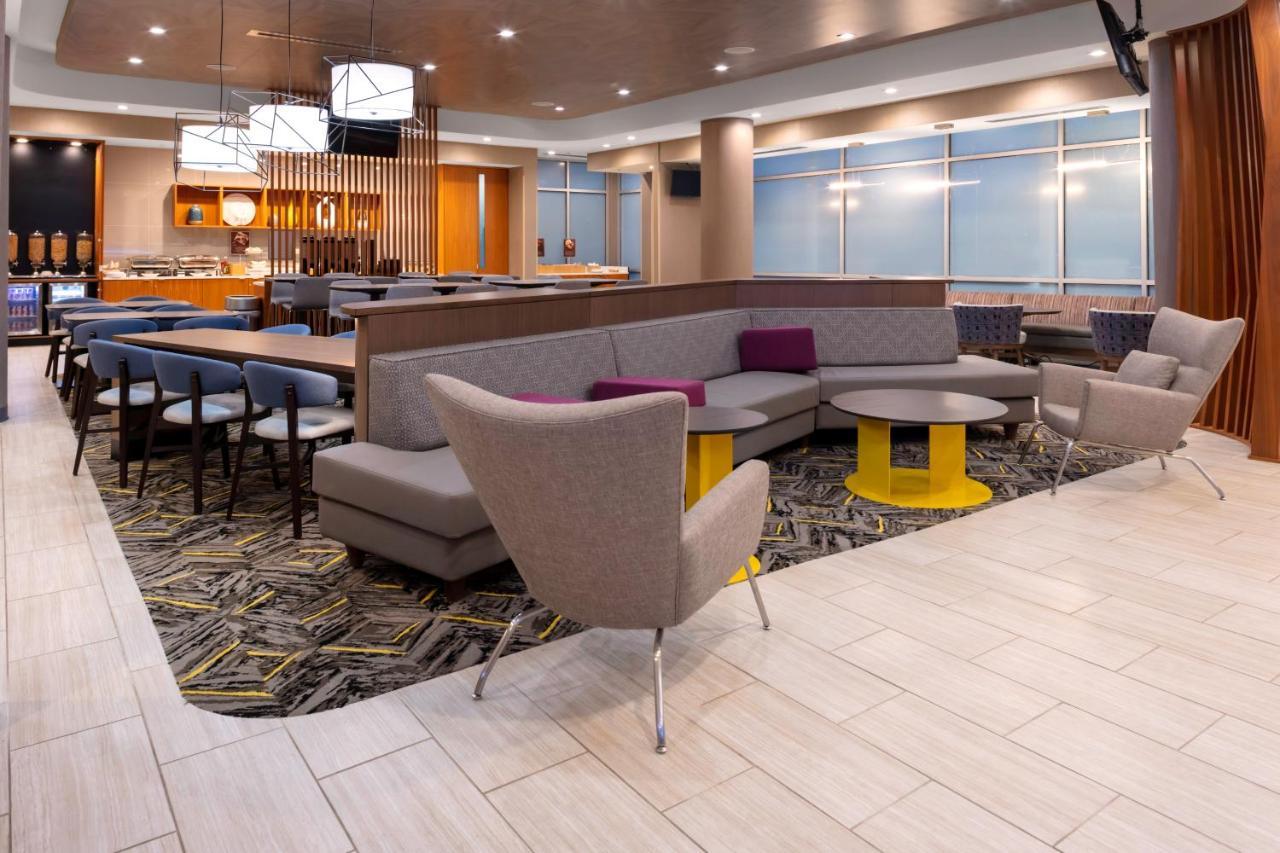 Springhill Suites Kansas City Airport Exteriér fotografie