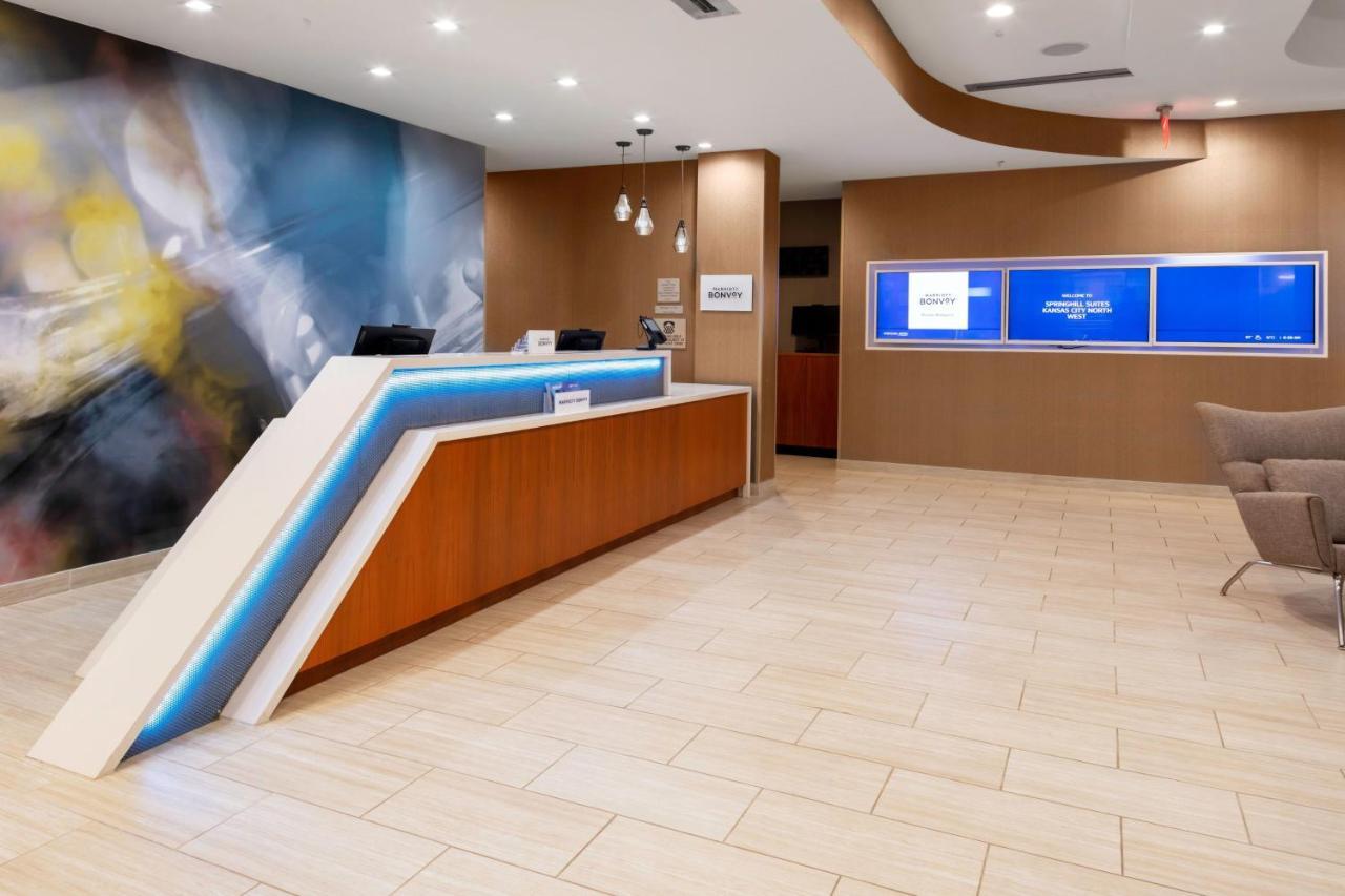 Springhill Suites Kansas City Airport Exteriér fotografie