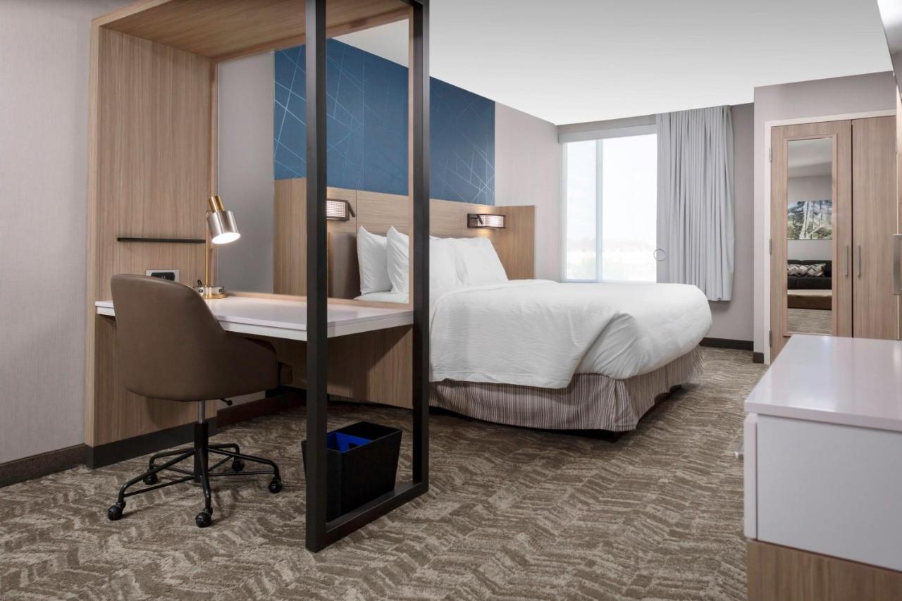 Springhill Suites Kansas City Airport Exteriér fotografie